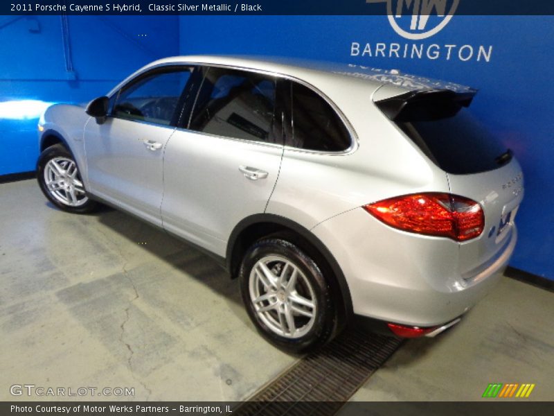 Classic Silver Metallic / Black 2011 Porsche Cayenne S Hybrid