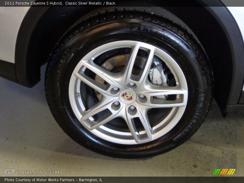 Classic Silver Metallic / Black 2011 Porsche Cayenne S Hybrid