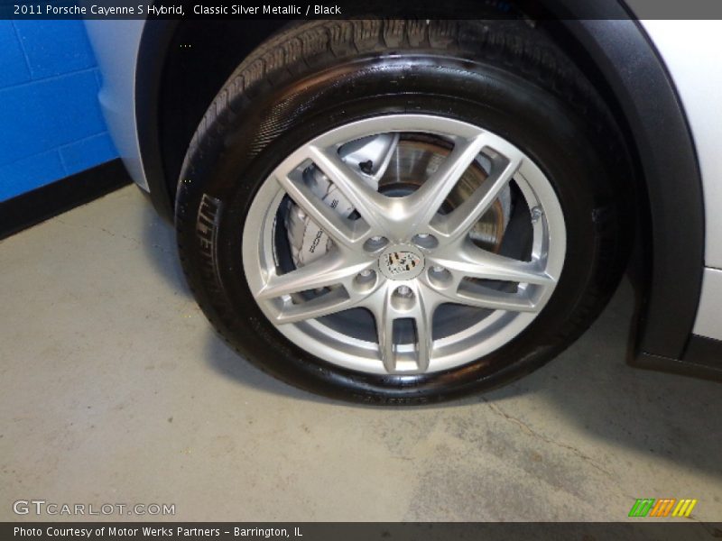 Classic Silver Metallic / Black 2011 Porsche Cayenne S Hybrid