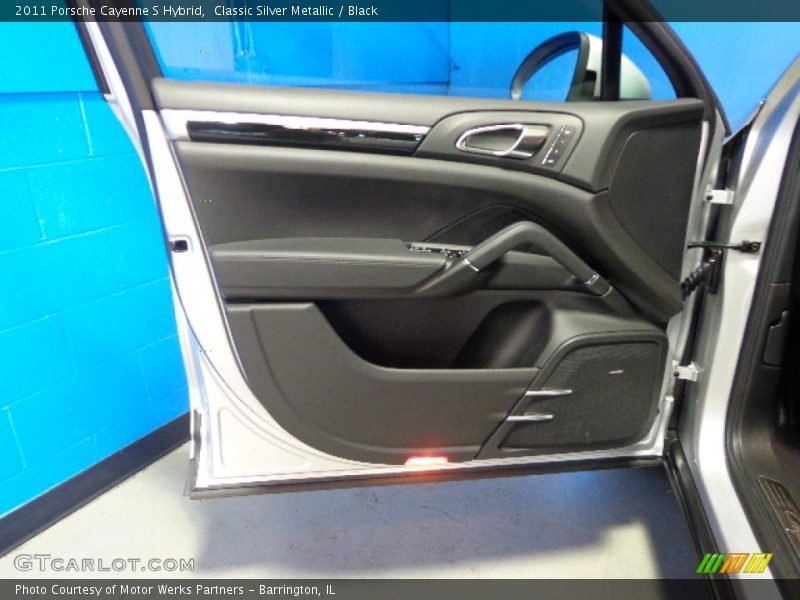 Classic Silver Metallic / Black 2011 Porsche Cayenne S Hybrid