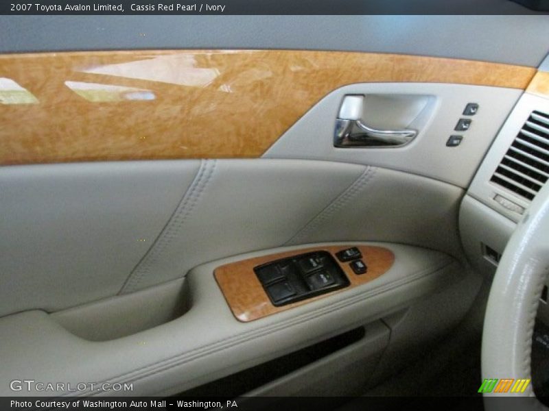 Cassis Red Pearl / Ivory 2007 Toyota Avalon Limited