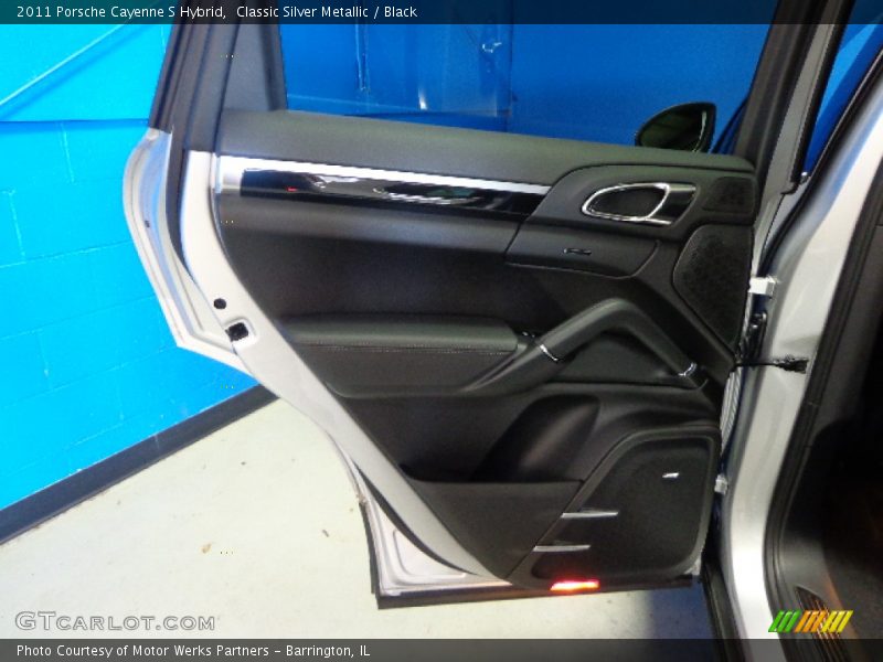 Classic Silver Metallic / Black 2011 Porsche Cayenne S Hybrid