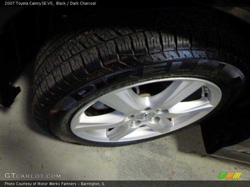 Black / Dark Charcoal 2007 Toyota Camry SE V6
