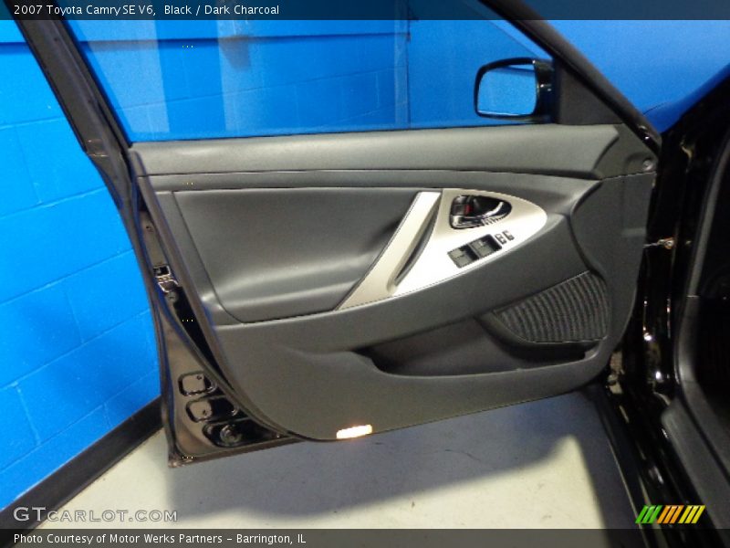 Black / Dark Charcoal 2007 Toyota Camry SE V6