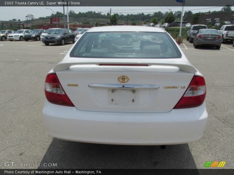 Super White / Stone 2003 Toyota Camry LE