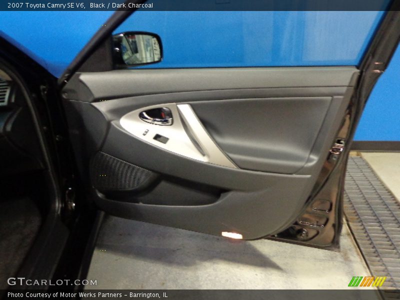 Black / Dark Charcoal 2007 Toyota Camry SE V6