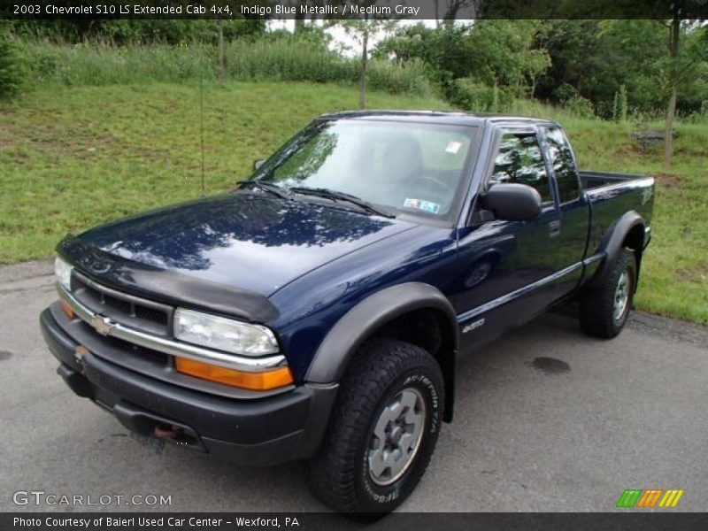 Front 3/4 View of 2003 S10 LS Extended Cab 4x4
