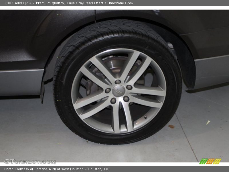 Lava Gray Pearl Effect / Limestone Grey 2007 Audi Q7 4.2 Premium quattro