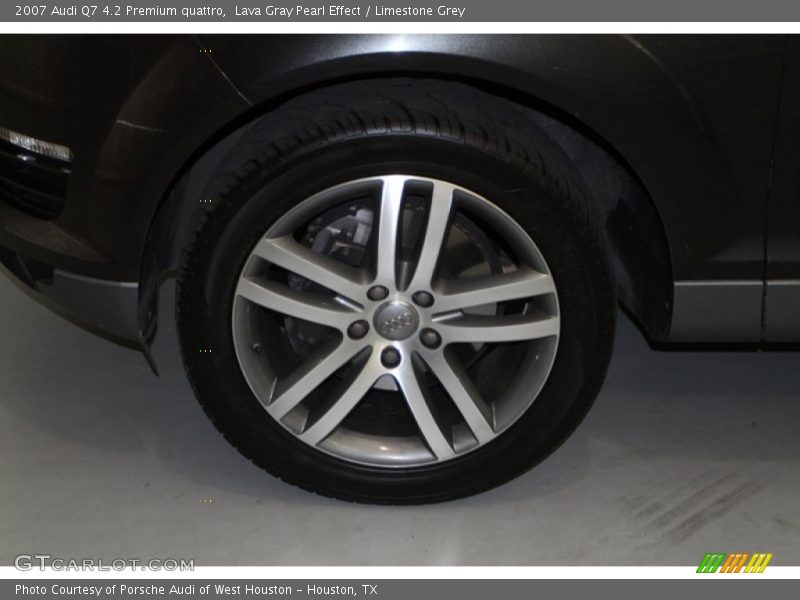 Lava Gray Pearl Effect / Limestone Grey 2007 Audi Q7 4.2 Premium quattro