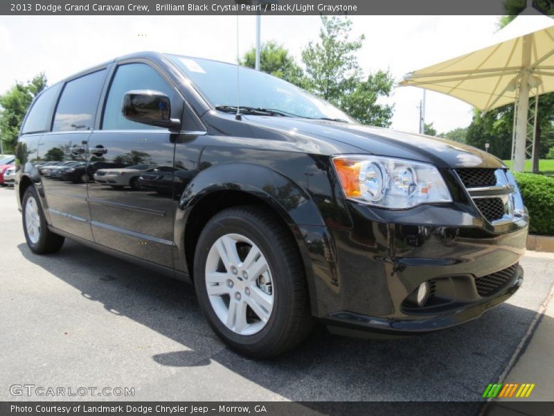 Brilliant Black Crystal Pearl / Black/Light Graystone 2013 Dodge Grand Caravan Crew