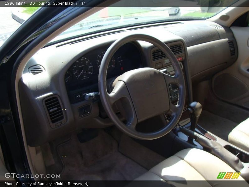Super Black / Tan 1996 Infiniti I 30 Touring