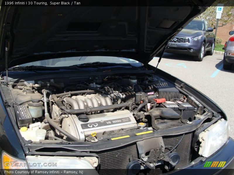 Super Black / Tan 1996 Infiniti I 30 Touring