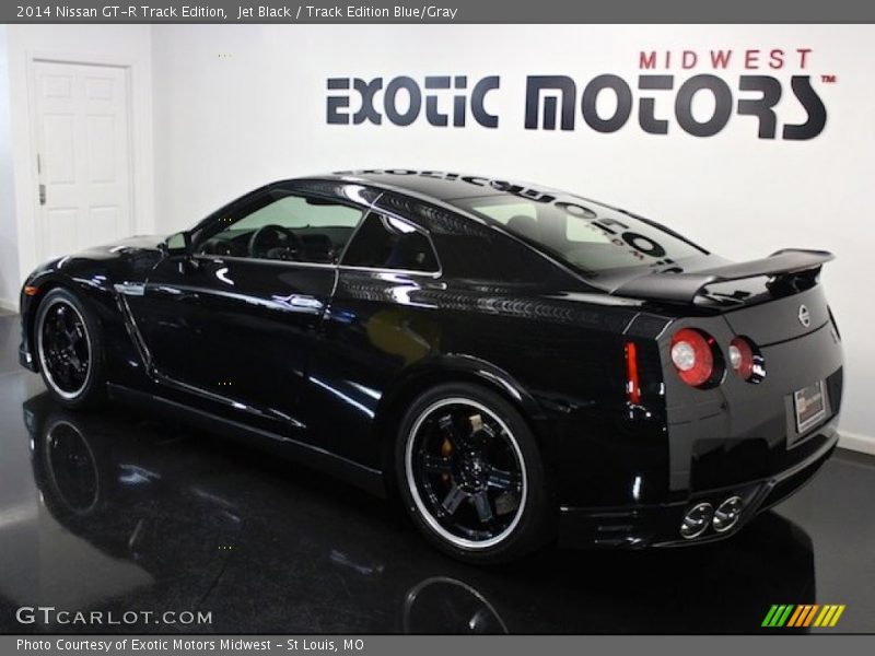Jet Black / Track Edition Blue/Gray 2014 Nissan GT-R Track Edition
