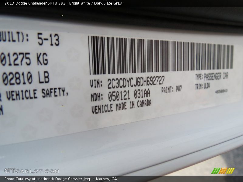 Bright White / Dark Slate Gray 2013 Dodge Challenger SRT8 392