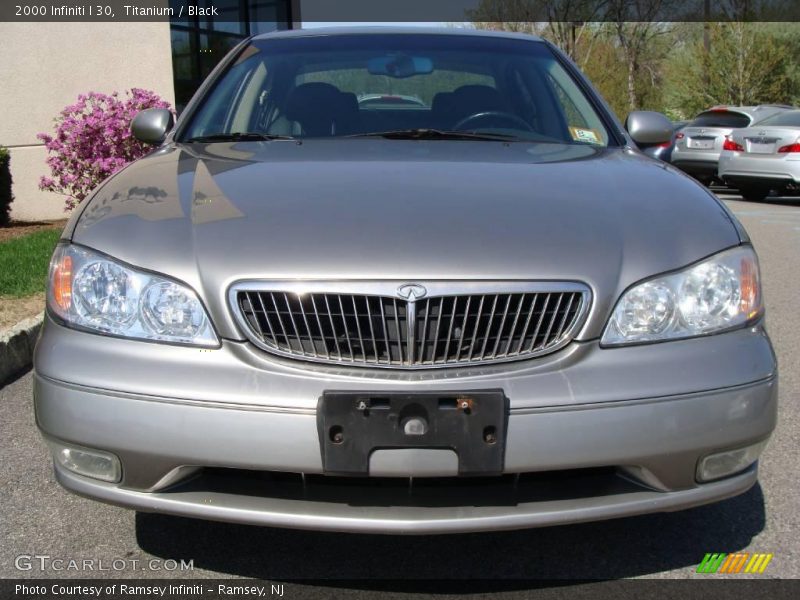 Titanium / Black 2000 Infiniti I 30