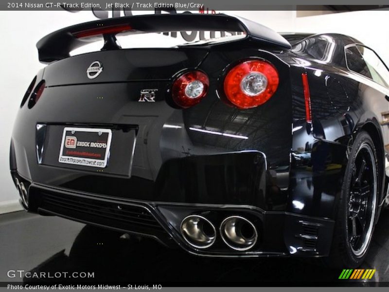 Jet Black / Track Edition Blue/Gray 2014 Nissan GT-R Track Edition