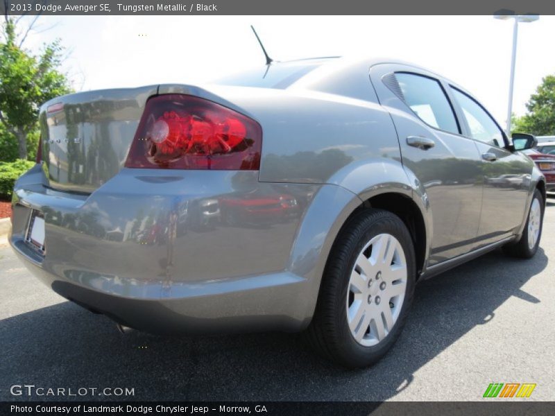 Tungsten Metallic / Black 2013 Dodge Avenger SE