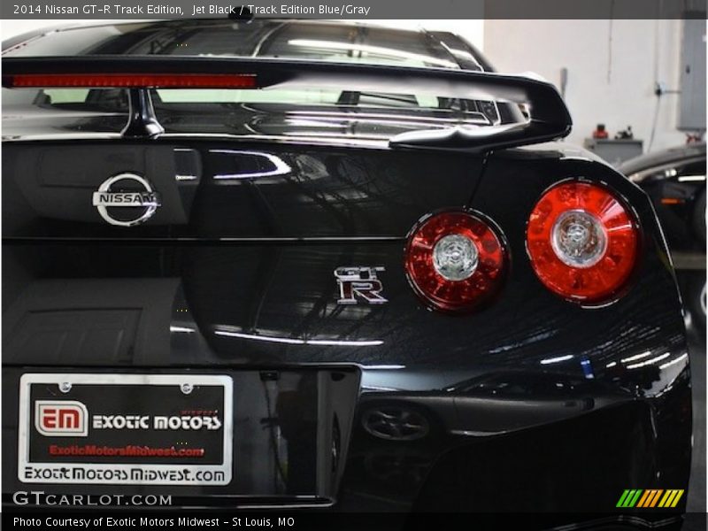 Jet Black / Track Edition Blue/Gray 2014 Nissan GT-R Track Edition