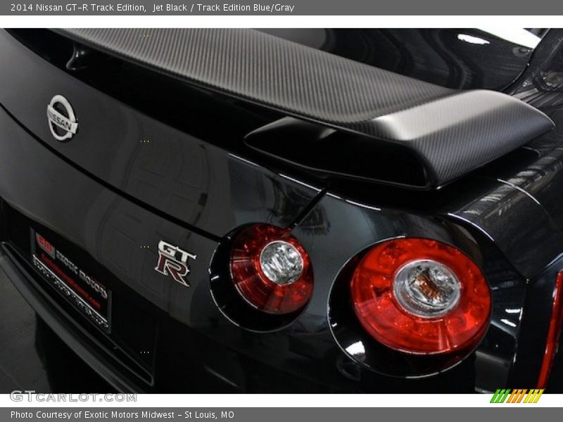  2014 GT-R Track Edition Logo
