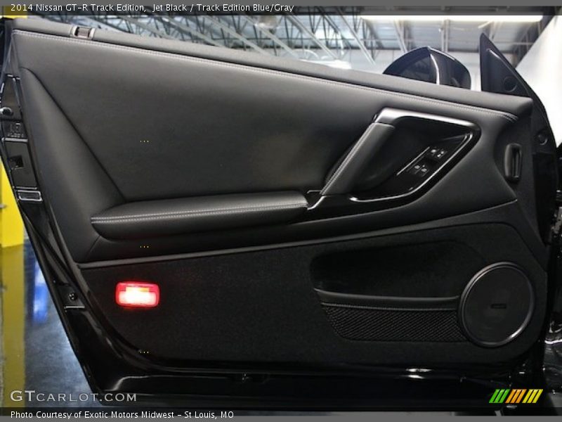 Door Panel of 2014 GT-R Track Edition