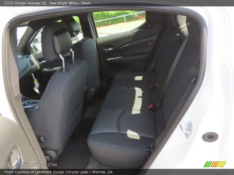 New Bright White / Black 2013 Dodge Avenger SE