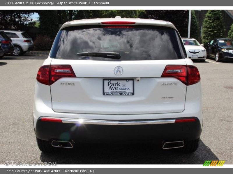 Aspen White Pearl / Parchment 2011 Acura MDX Technology