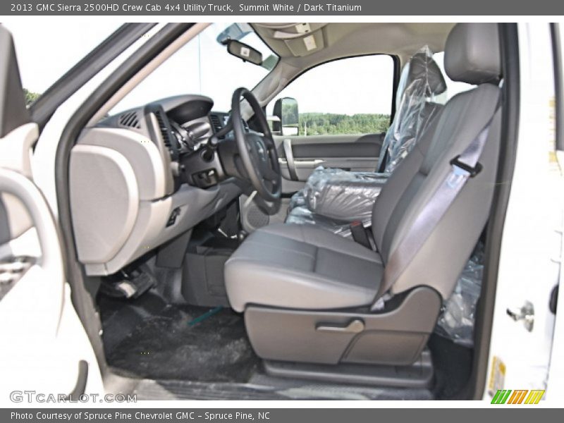 Summit White / Dark Titanium 2013 GMC Sierra 2500HD Crew Cab 4x4 Utility Truck