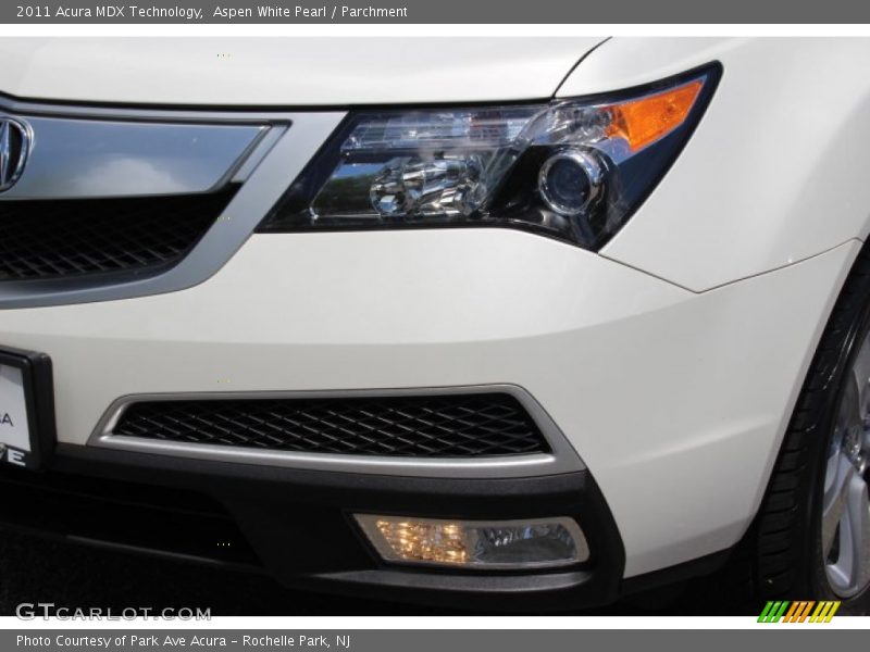 Aspen White Pearl / Parchment 2011 Acura MDX Technology