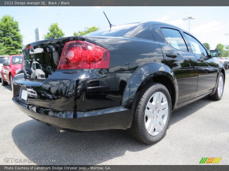 Black / Black 2013 Dodge Avenger SE