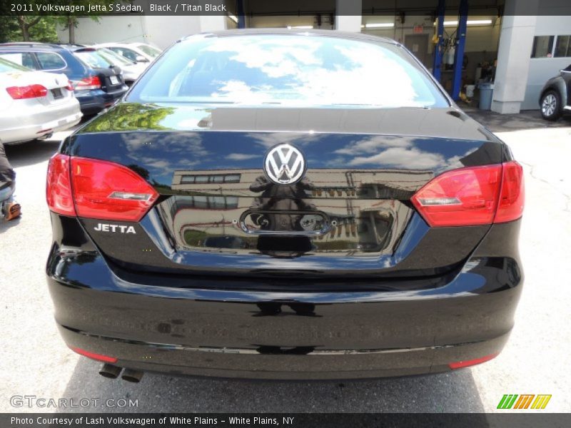Black / Titan Black 2011 Volkswagen Jetta S Sedan