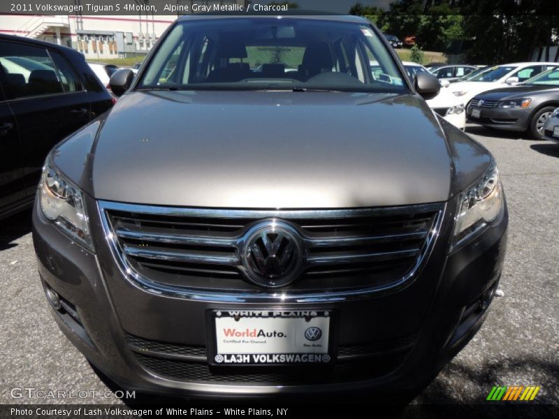 Alpine Gray Metallic / Charcoal 2011 Volkswagen Tiguan S 4Motion