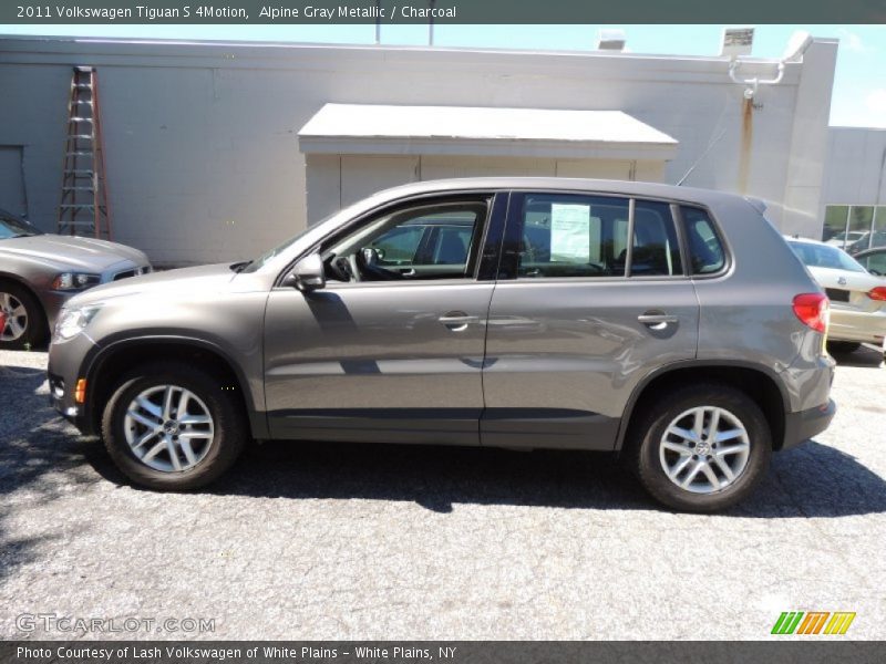 Alpine Gray Metallic / Charcoal 2011 Volkswagen Tiguan S 4Motion
