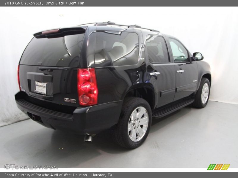 Onyx Black / Light Tan 2010 GMC Yukon SLT