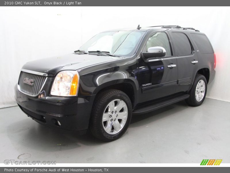 Onyx Black / Light Tan 2010 GMC Yukon SLT