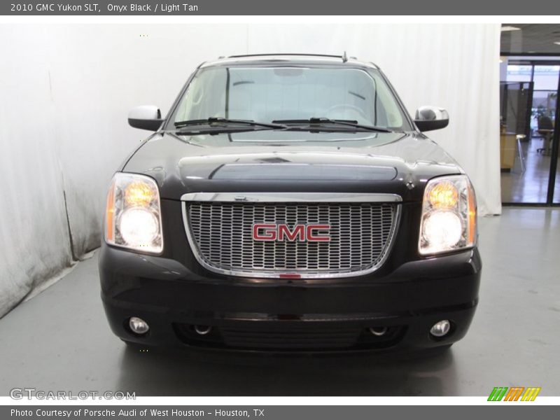Onyx Black / Light Tan 2010 GMC Yukon SLT