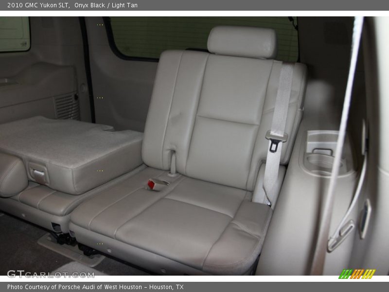 Onyx Black / Light Tan 2010 GMC Yukon SLT