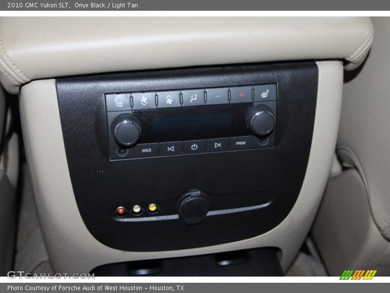 Onyx Black / Light Tan 2010 GMC Yukon SLT