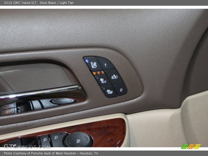 Onyx Black / Light Tan 2010 GMC Yukon SLT