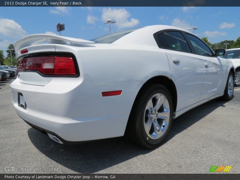 Ivory Pearl / Black 2013 Dodge Charger SE