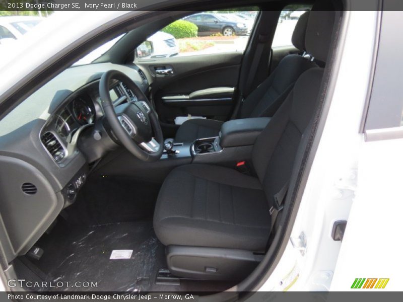 Ivory Pearl / Black 2013 Dodge Charger SE