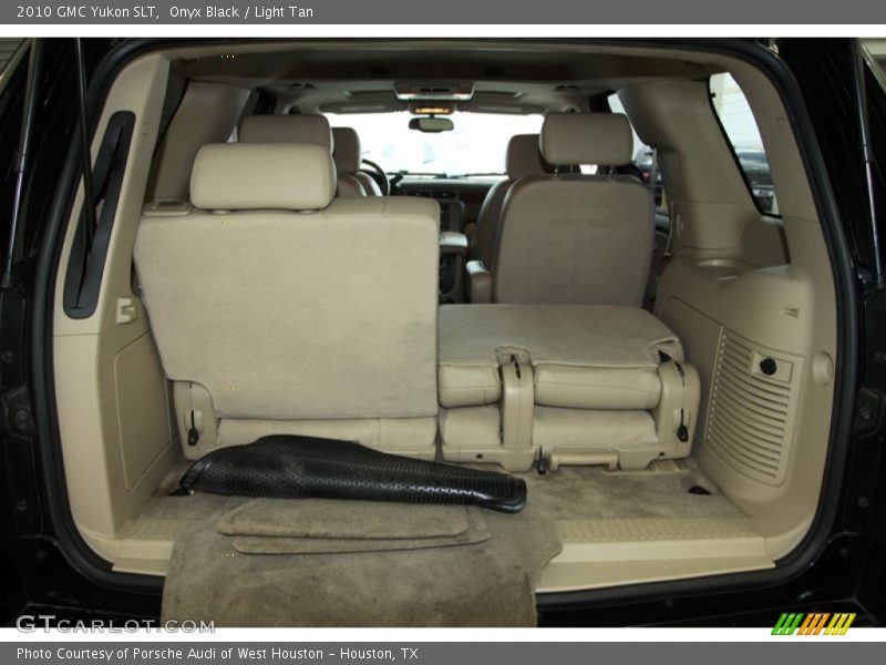 Onyx Black / Light Tan 2010 GMC Yukon SLT