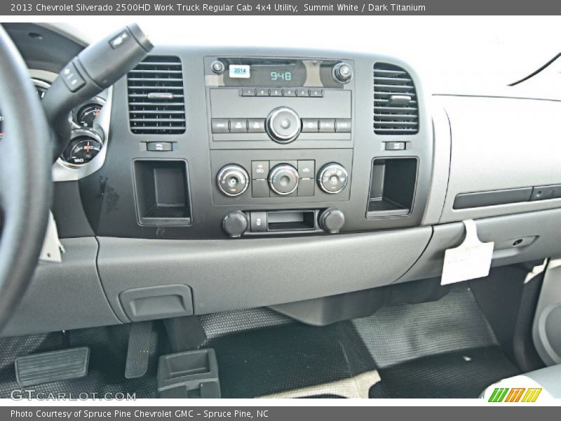 Summit White / Dark Titanium 2013 Chevrolet Silverado 2500HD Work Truck Regular Cab 4x4 Utility