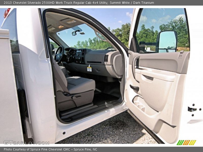 Summit White / Dark Titanium 2013 Chevrolet Silverado 2500HD Work Truck Regular Cab 4x4 Utility