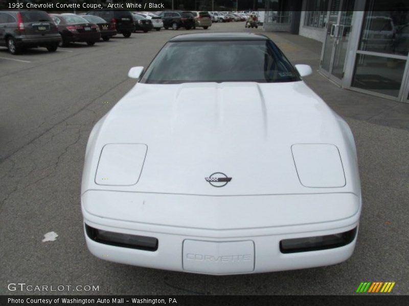 Arctic White / Black 1995 Chevrolet Corvette Coupe