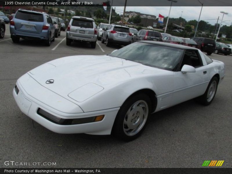 Front 3/4 View of 1995 Corvette Coupe