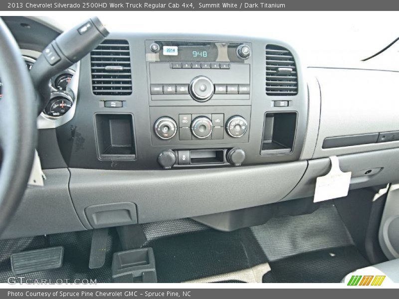 Summit White / Dark Titanium 2013 Chevrolet Silverado 2500HD Work Truck Regular Cab 4x4