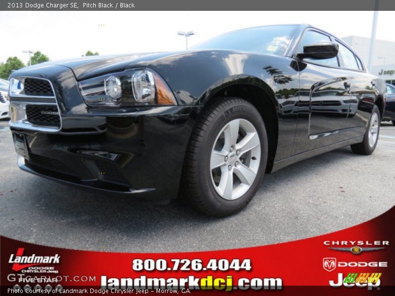 Pitch Black / Black 2013 Dodge Charger SE
