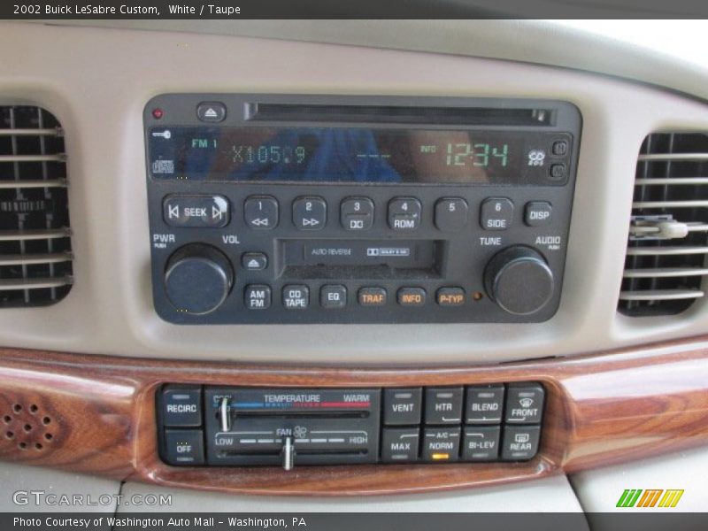 White / Taupe 2002 Buick LeSabre Custom