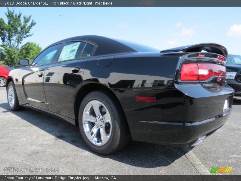 Pitch Black / Black/Light Frost Beige 2013 Dodge Charger SE