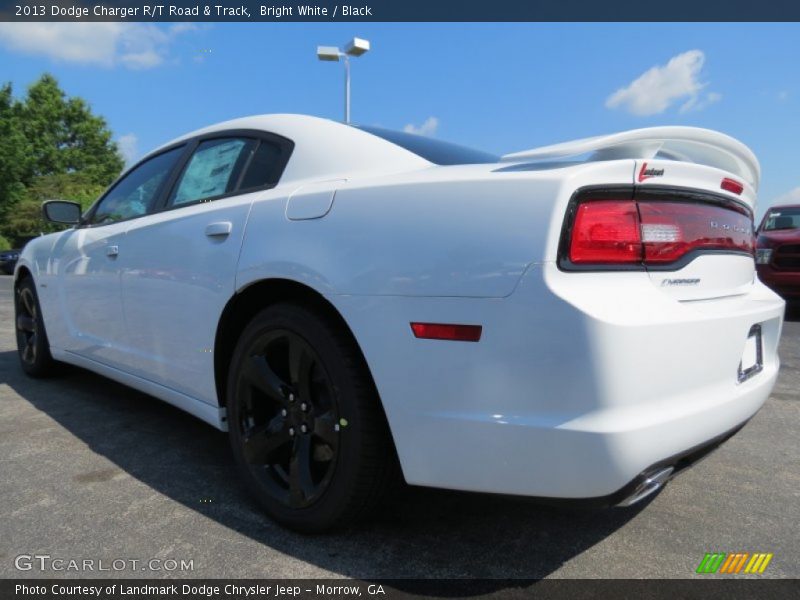 Bright White / Black 2013 Dodge Charger R/T Road & Track